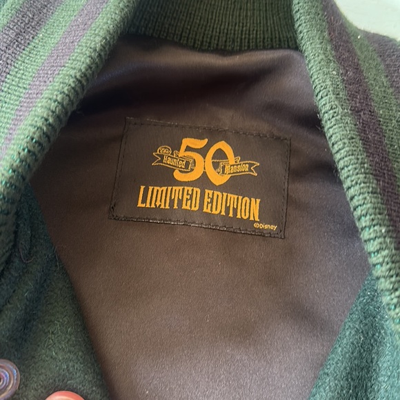 NWT RARE LE 50th anniversary Haunted Mansion Varsity Jacket size unisex Large - Picture 3 of 10